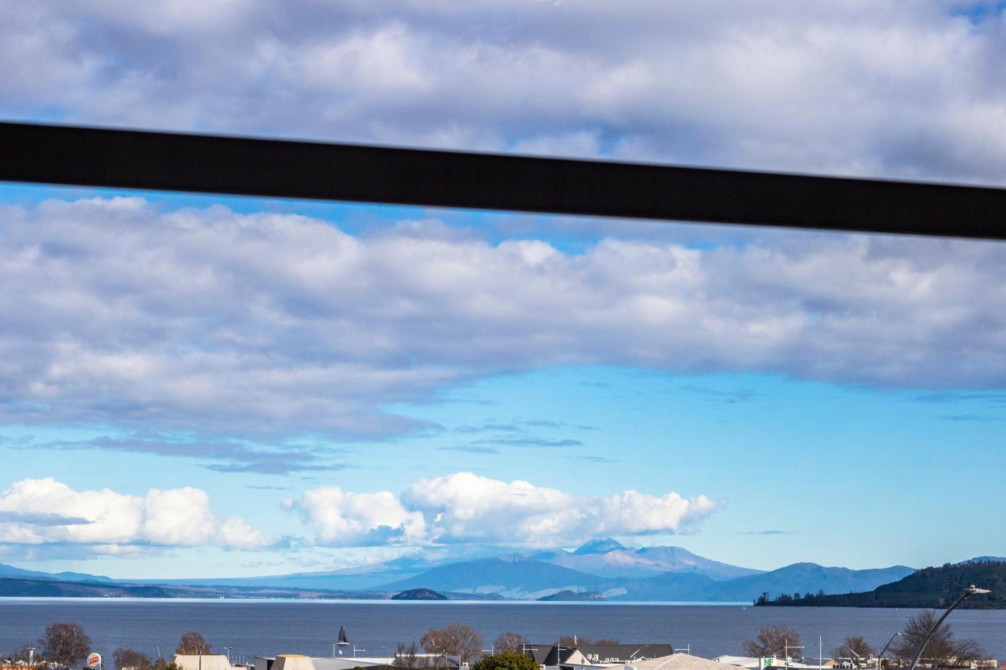 The Lake House Taupo Exterior photo